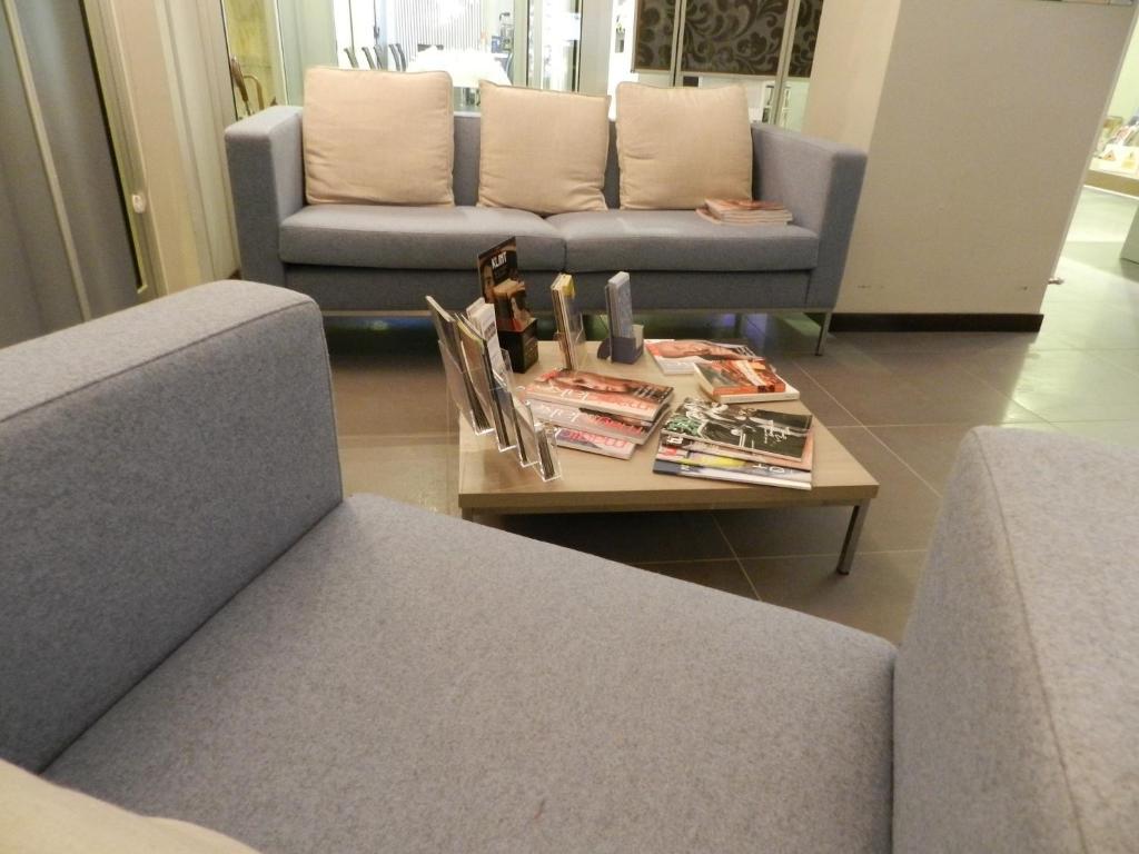 Hll Hotel Lungolago Lecco-Como Lake מראה חיצוני תמונה
