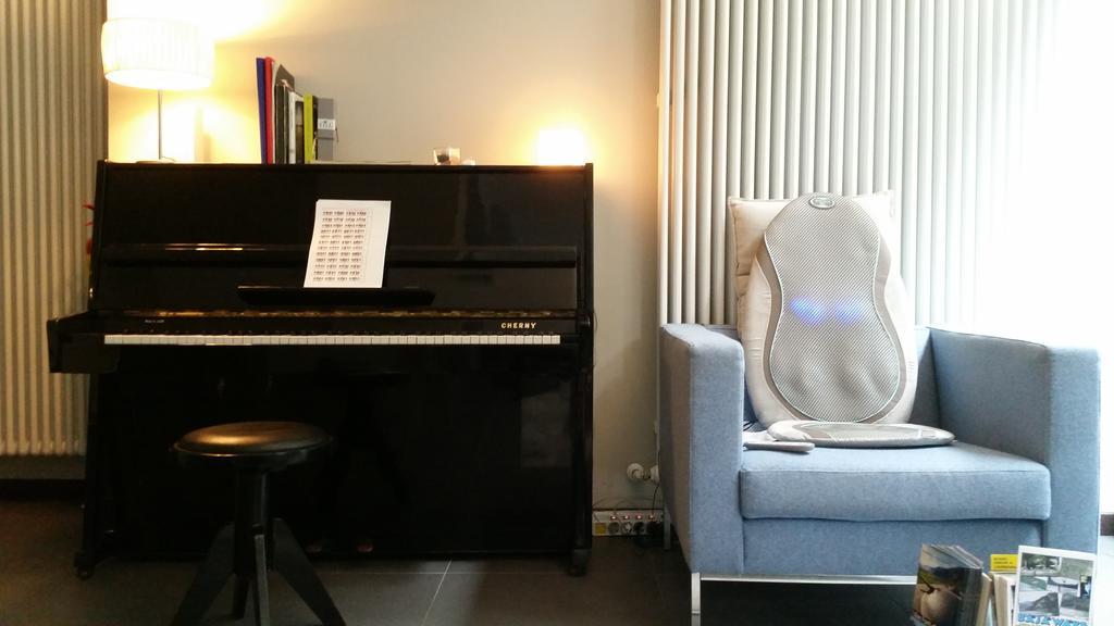 Hll Hotel Lungolago Lecco-Como Lake מראה חיצוני תמונה